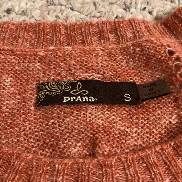 Prana sweater - Picture 2 of 6